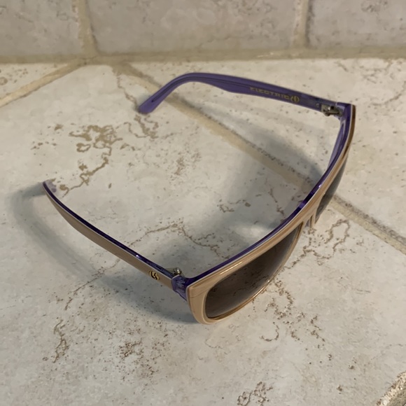 Electric tan/cream and purple sunglasses - Picture 5 of 5